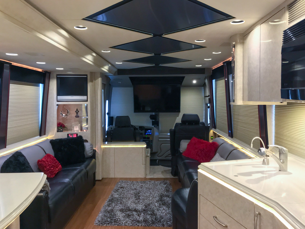 2007 Prevost Marathon XLII For Sale