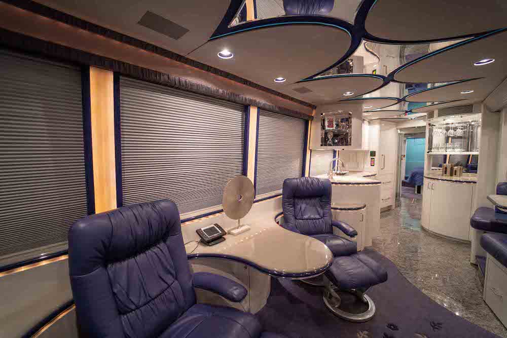 2007 Prevost Marathon XLII For Sale