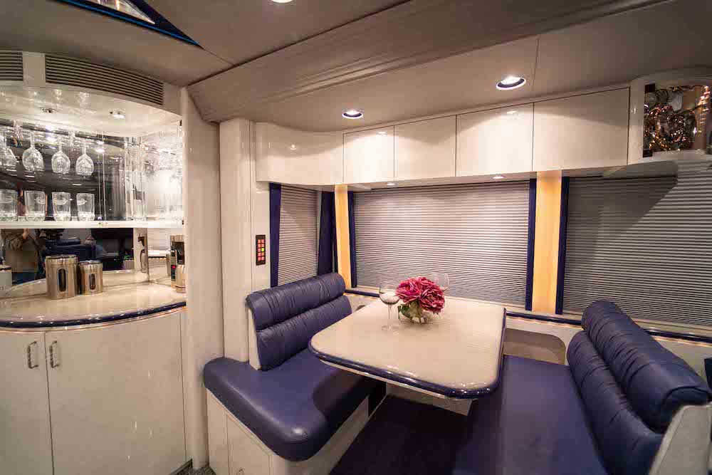 2007 Prevost Marathon XLII For Sale