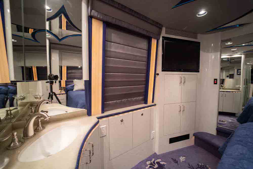 2007 Prevost Marathon XLII For Sale