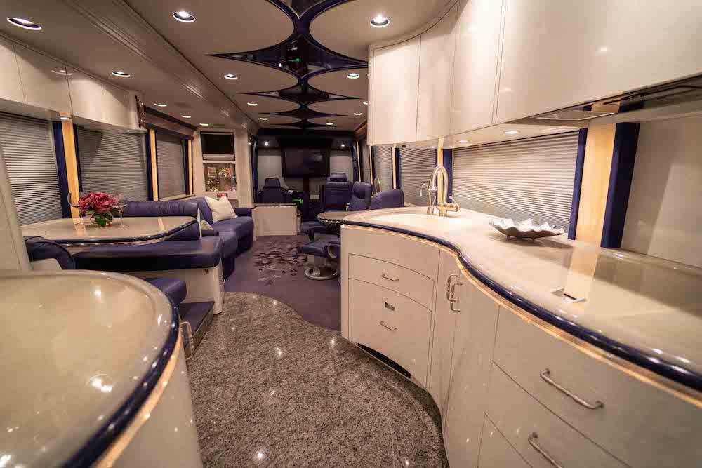 2007 Prevost Marathon XLII For Sale