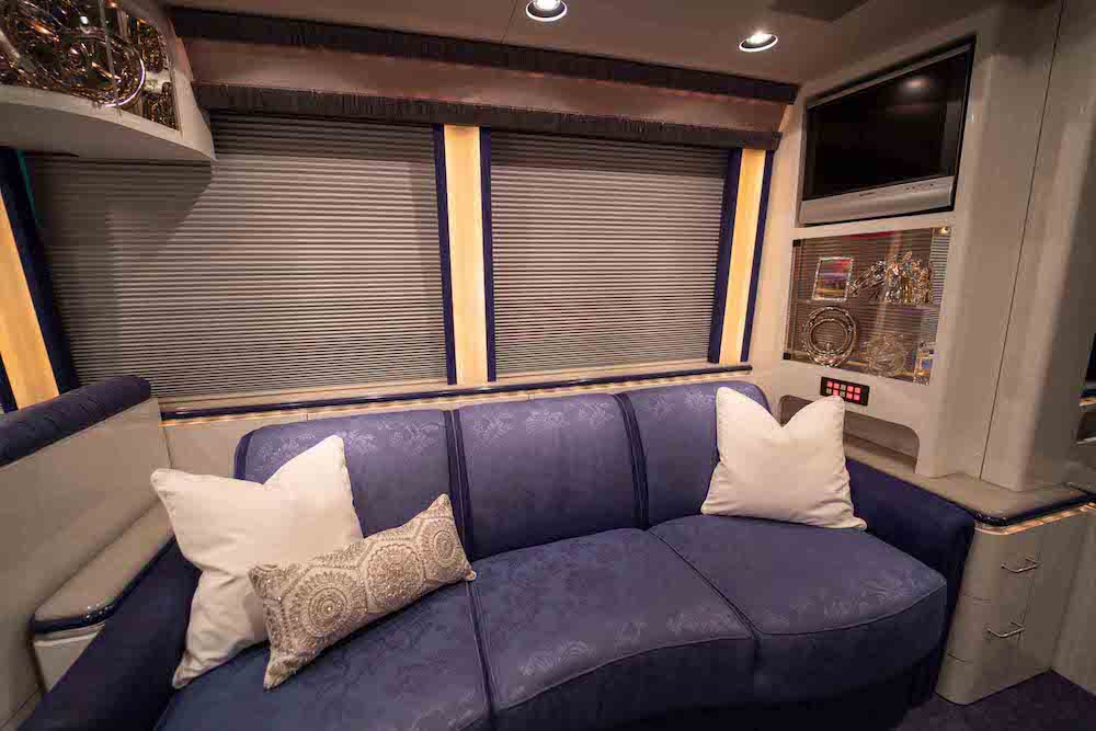 2007 Prevost Marathon XLII For Sale