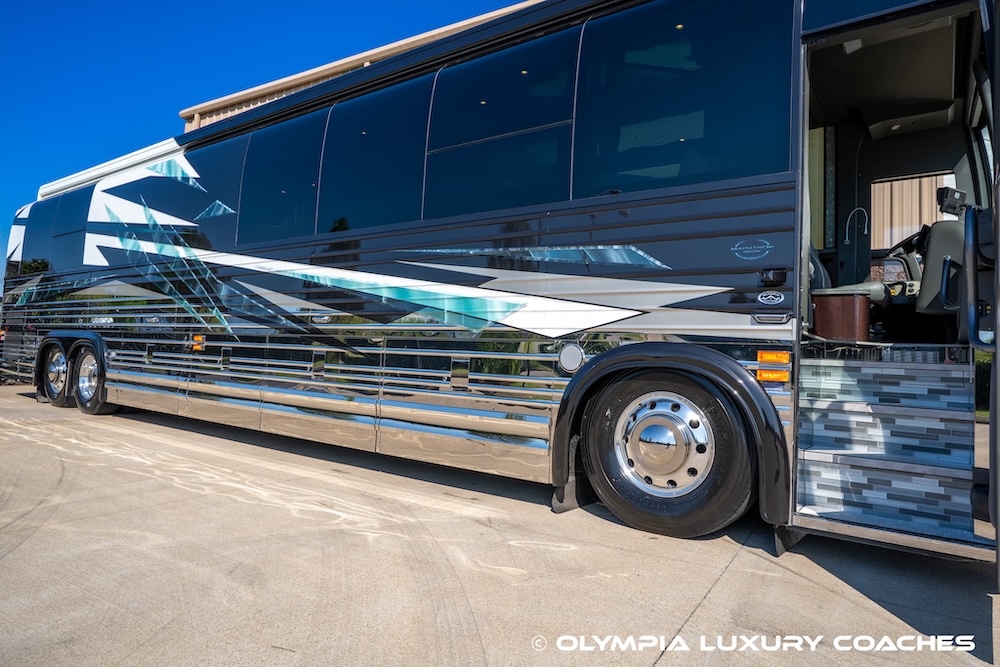 2007 Prevost Marathon XLII For Sale