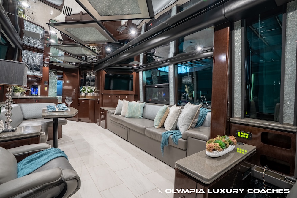 2007 Prevost Marathon XLII For Sale