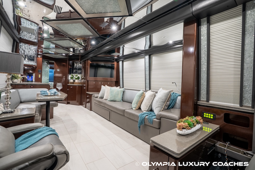 2007 Prevost Marathon XLII For Sale