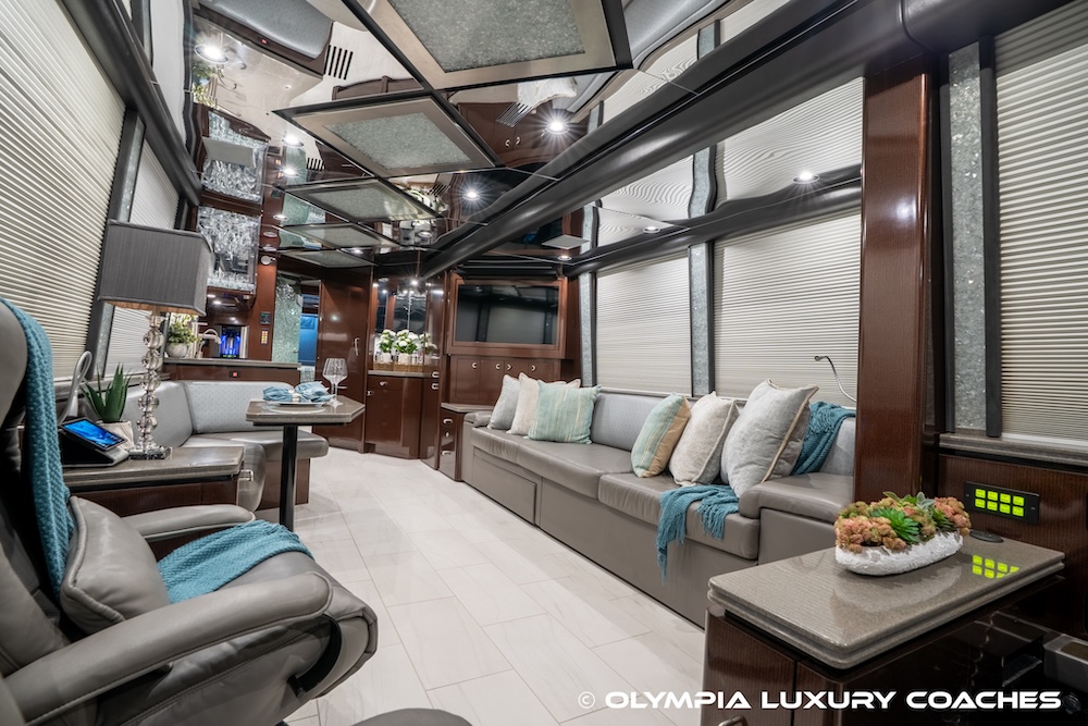 2007 Prevost Marathon XLII For Sale
