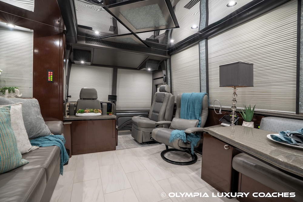 2007 Prevost Marathon XLII For Sale