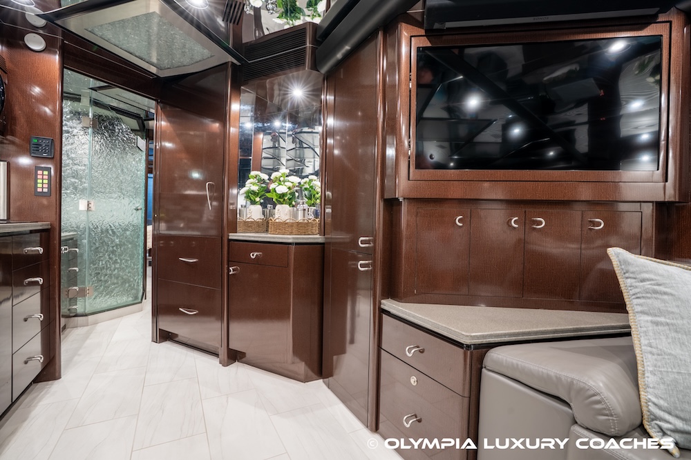 2007 Prevost Marathon XLII For Sale