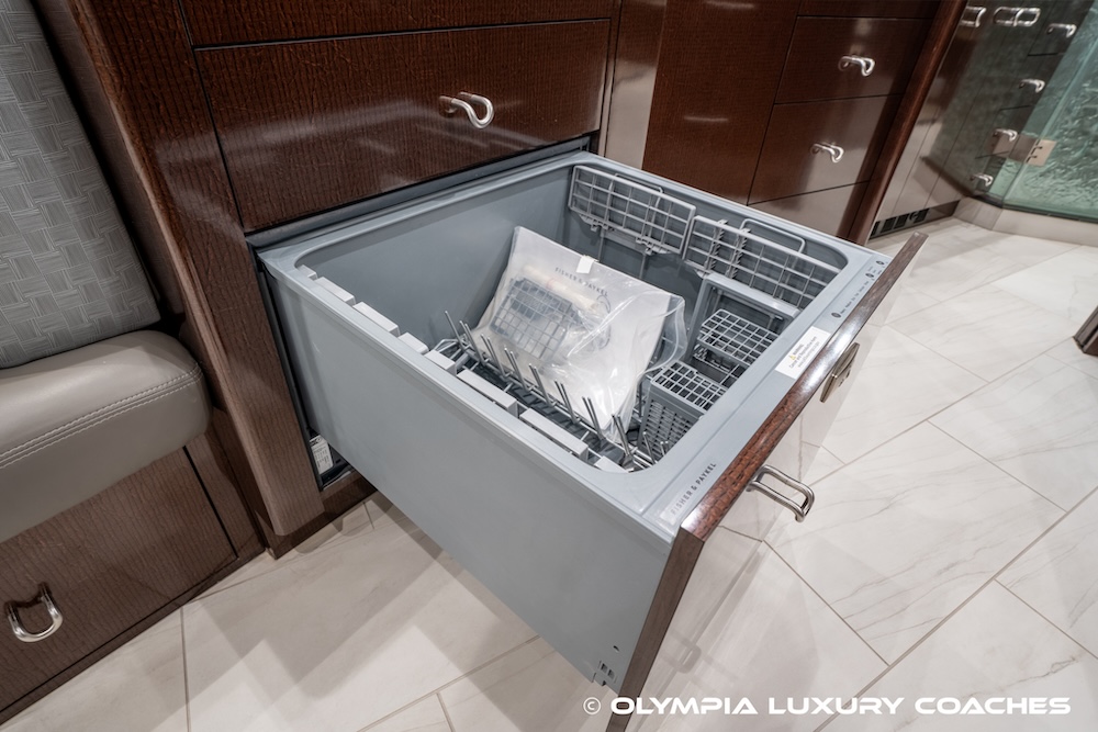 2007 Prevost Marathon XLII For Sale