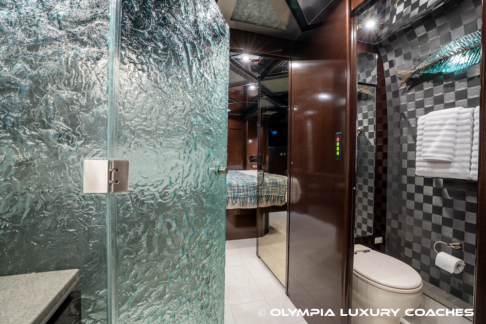 2007 Prevost Marathon XLII For Sale