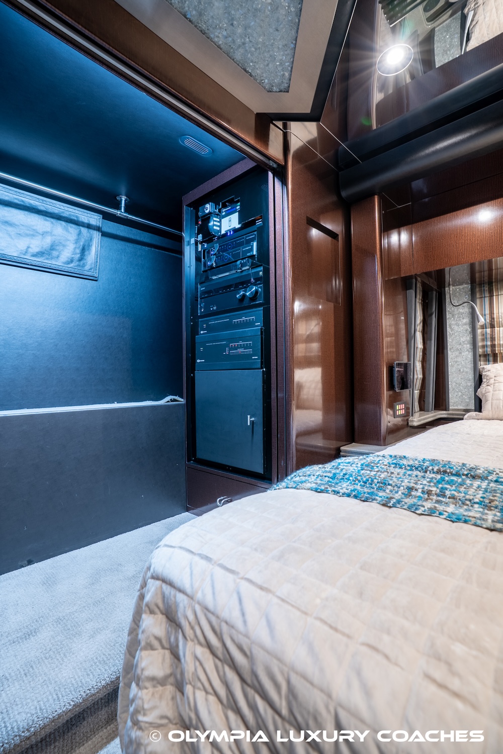 2007 Prevost Marathon XLII For Sale