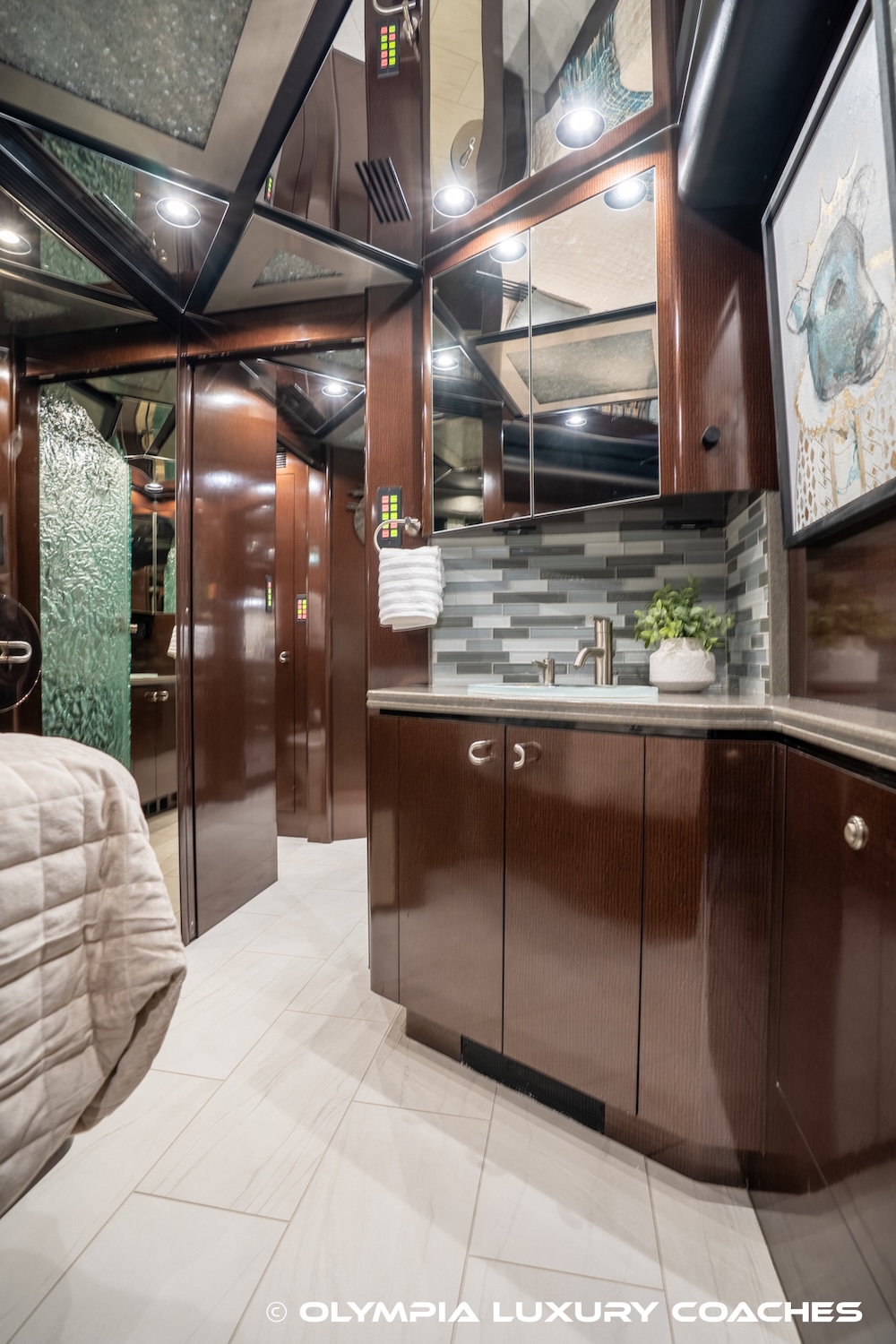 2007 Prevost Marathon XLII For Sale