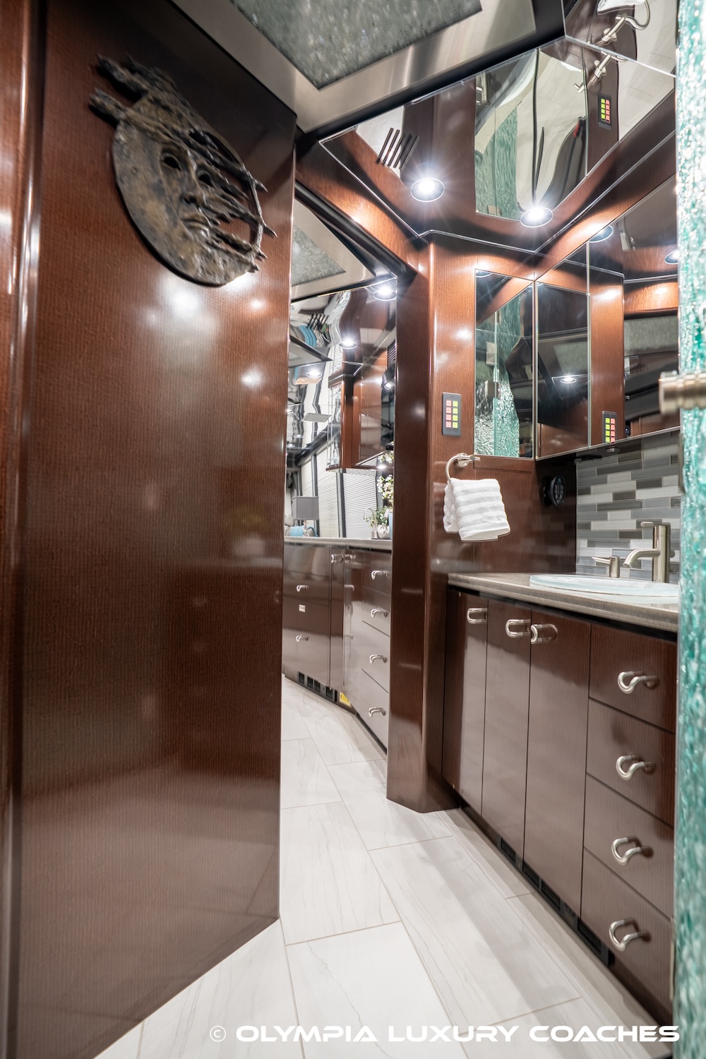 2007 Prevost Marathon XLII For Sale