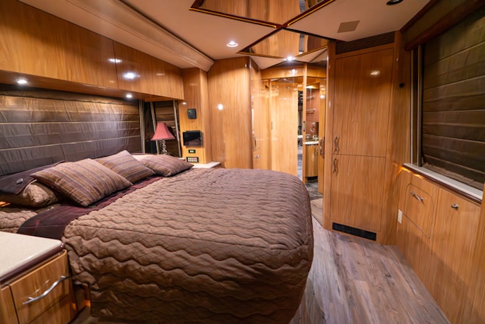2007 Prevost Marathon XLII For Sale