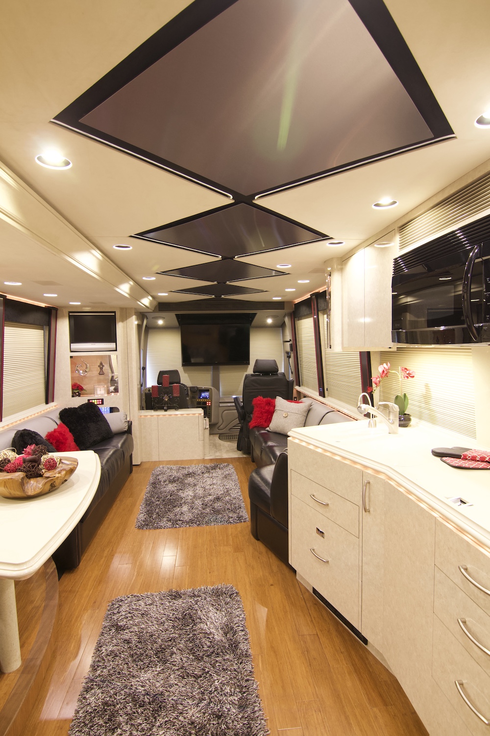 2007 Prevost Marathon XLII For Sale