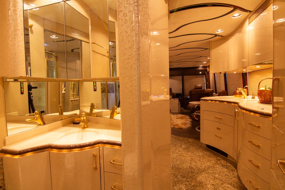 2007 Prevost Marathon XLII For Sale
