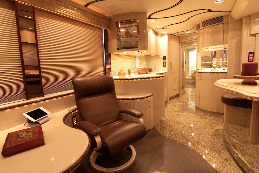 2007 Prevost Marathon XLII For Sale