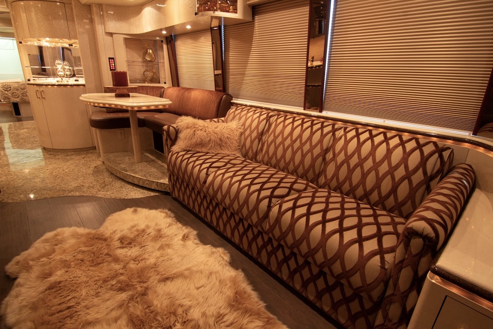 2007 Prevost Marathon XLII For Sale
