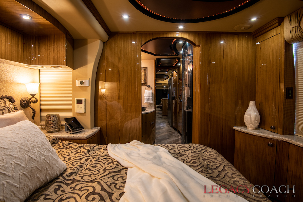 2007 Prevost Millennium H3-45 For Sale