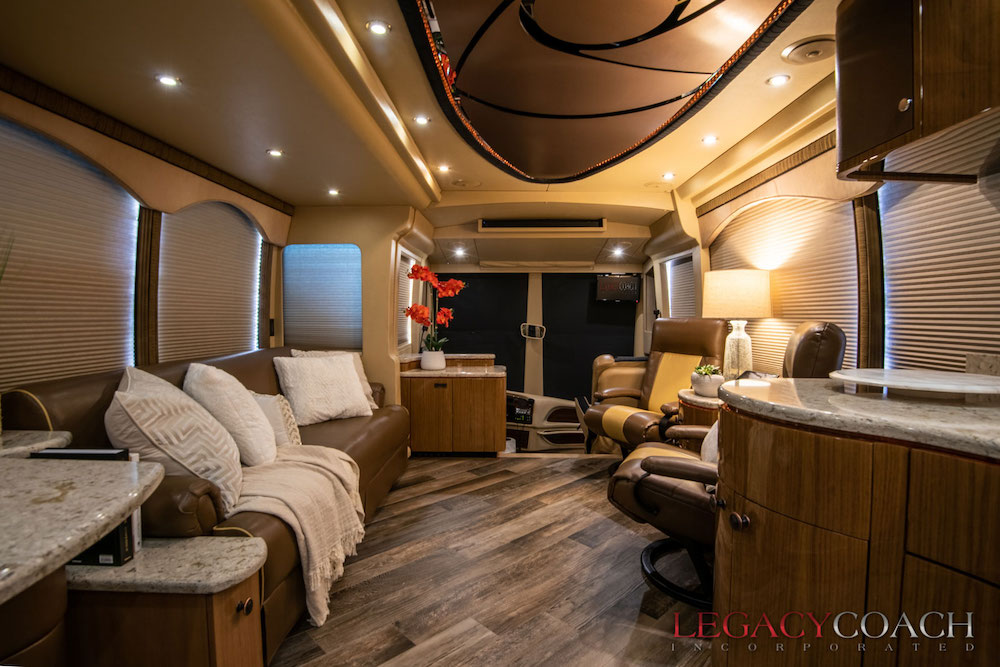 2007 Prevost Millennium H3-45 For Sale