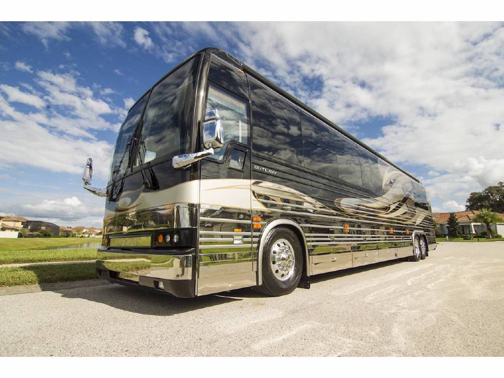 2007 Prevost OutlawXLII For Sale