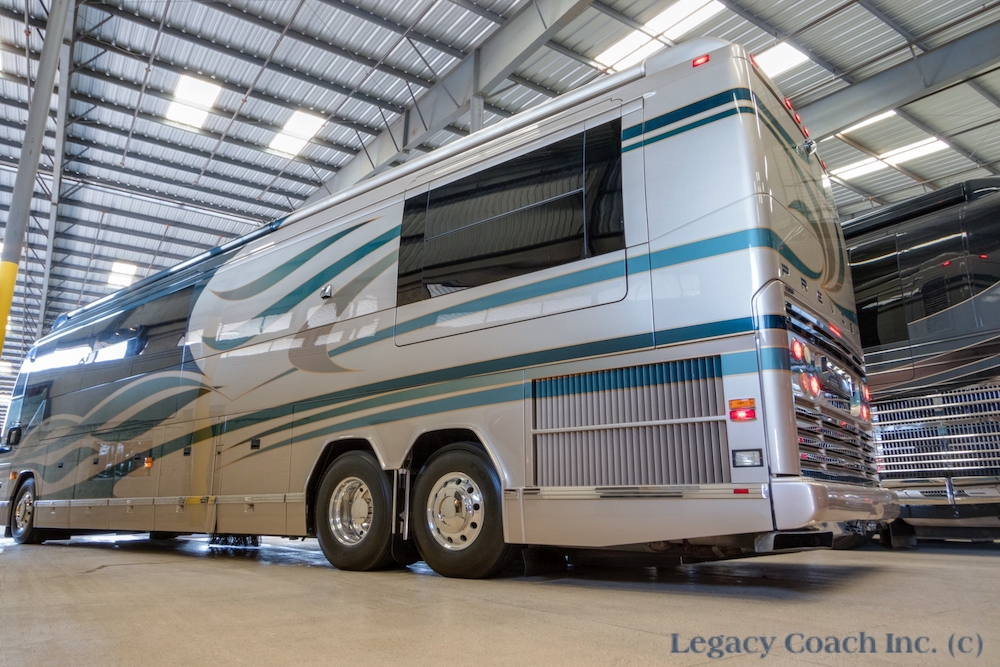 2007 Prevost Parliament H3-45 For Sale