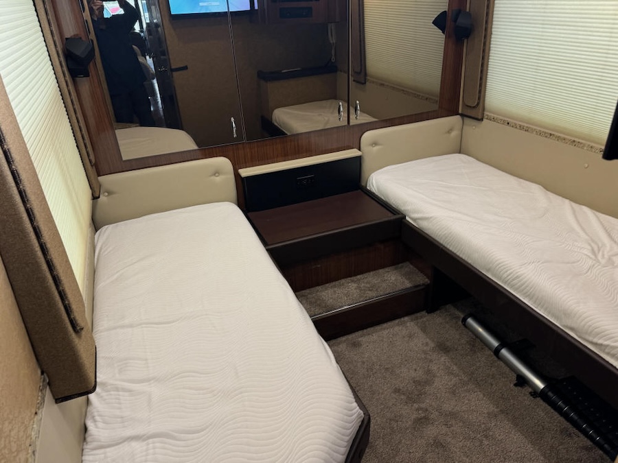 2007 Prevost  XLII For Sale