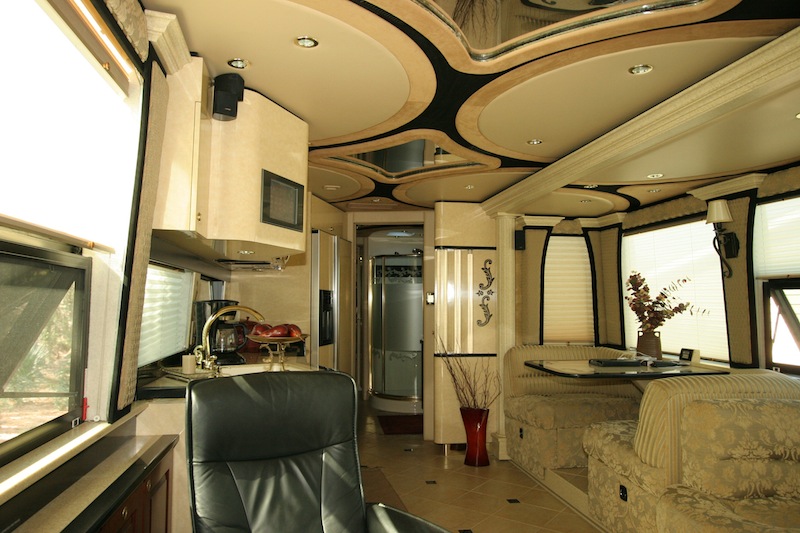 2007 Prevost Thompson XLII For Sale