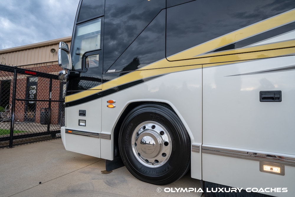 2008 Prevost Amadas H3-45 For Sale