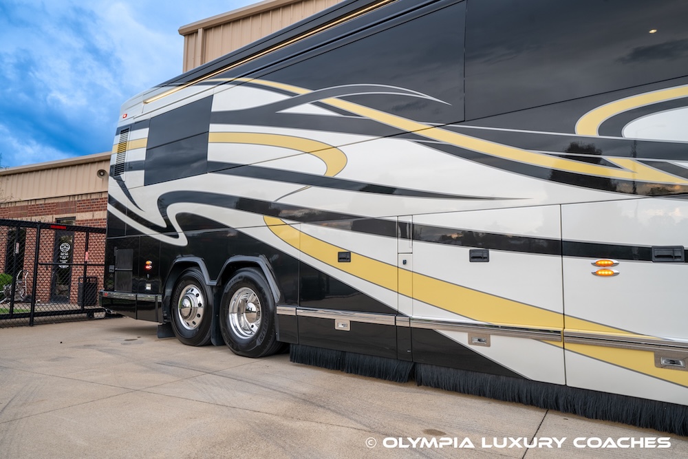 2008 Prevost Amadas H3-45 For Sale