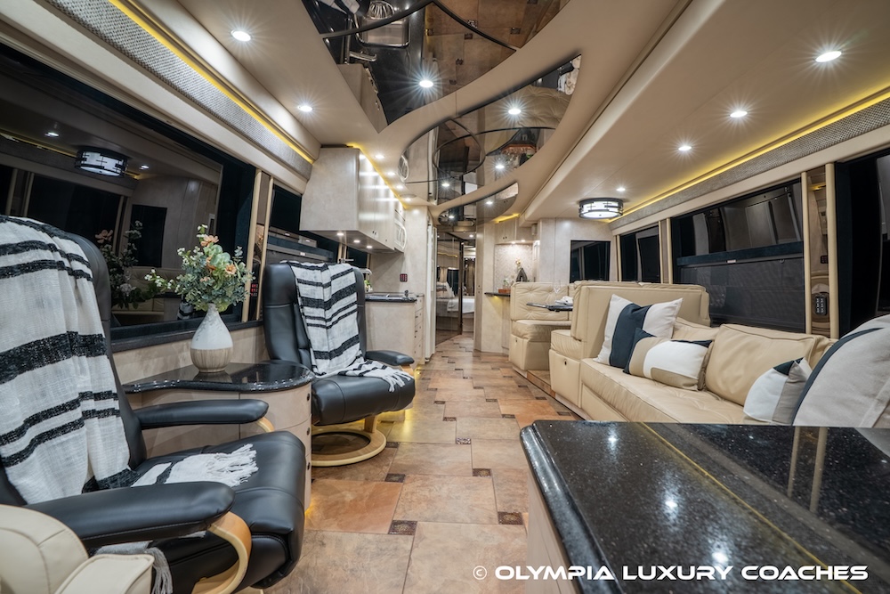 2008 Prevost Amadas H3-45 For Sale