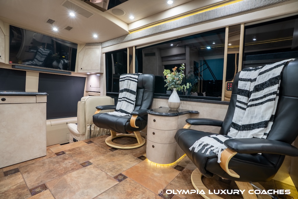 2008 Prevost Amadas H3-45 For Sale