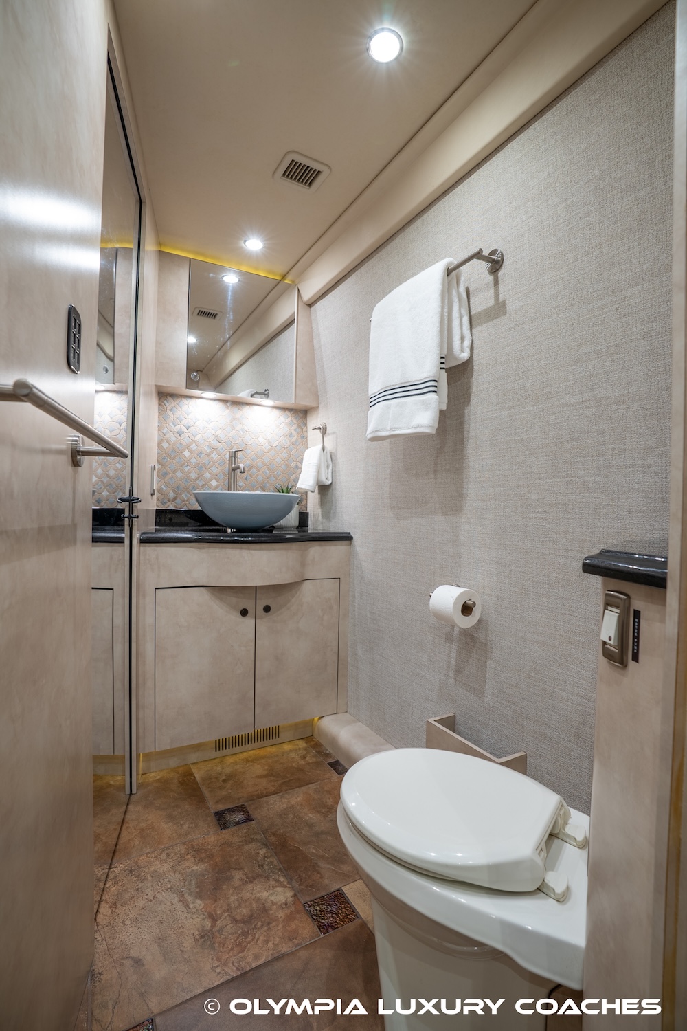 2008 Prevost Amadas H3-45 For Sale