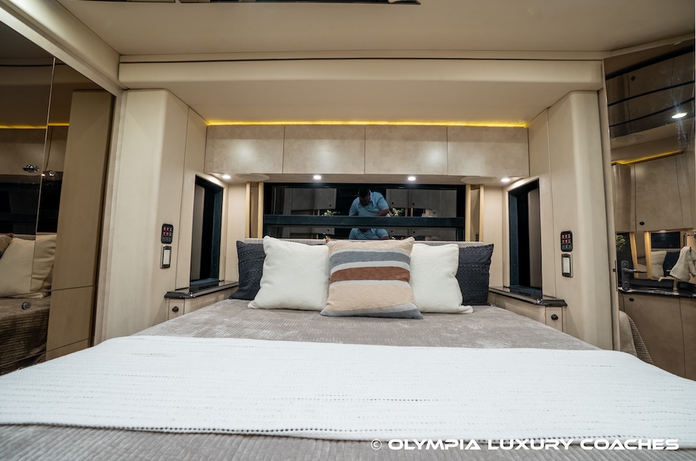 2008 Prevost Amadas H3-45 For Sale