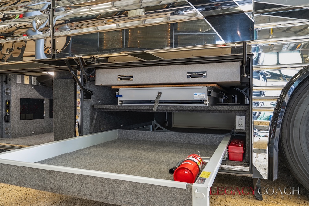 2008 Prevost  Country Coach XLIIFor Sale