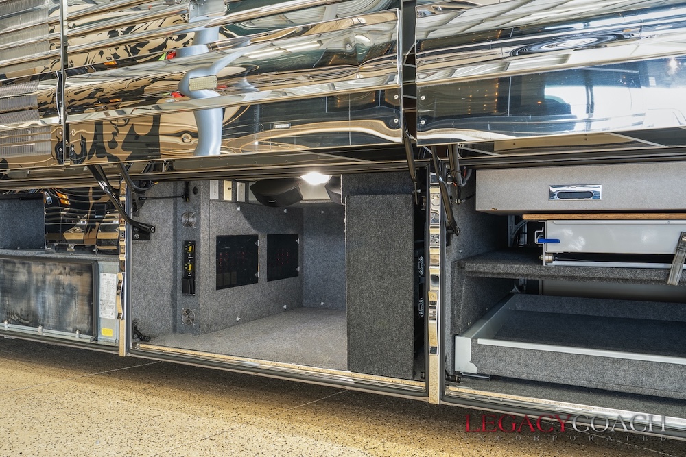 2008 Prevost  Country Coach XLIIFor Sale