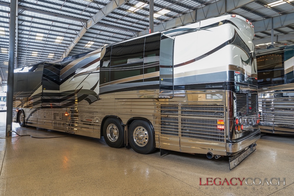 2008 Prevost  Country Coach XLIIFor Sale