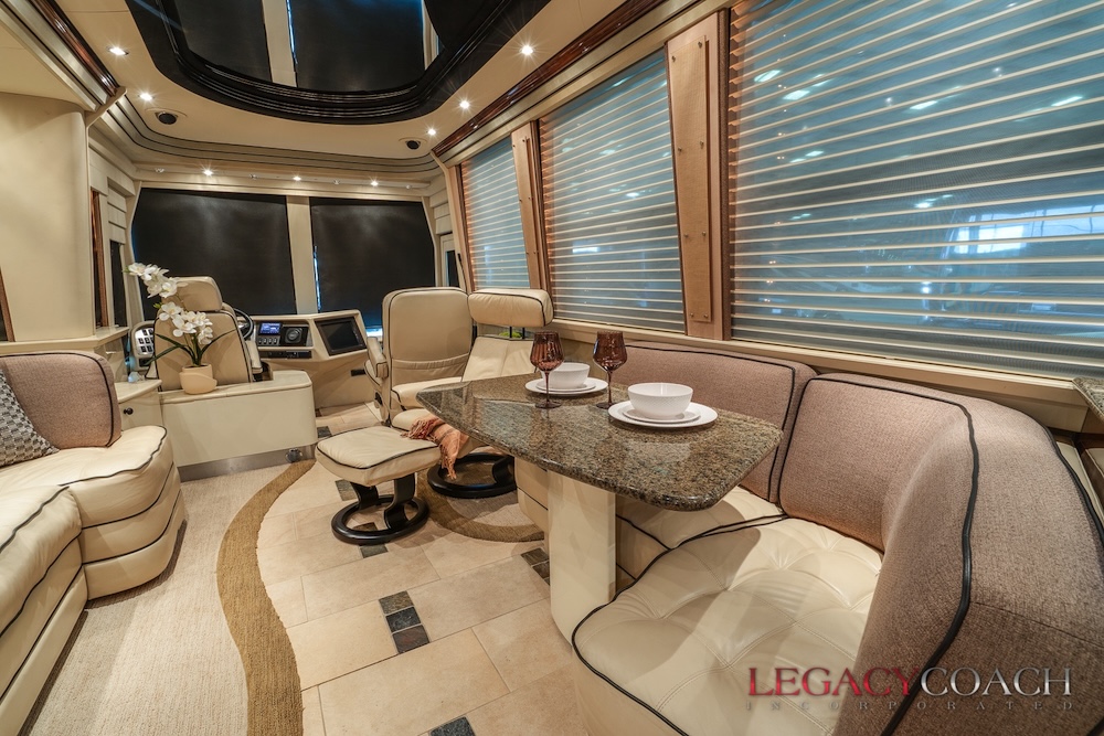 2008 Prevost  Country Coach XLIIFor Sale