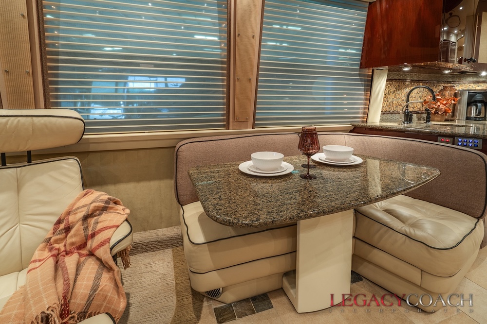 2008 Prevost  Country Coach XLIIFor Sale