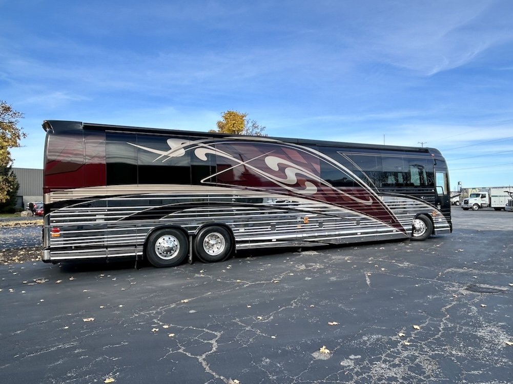 2008 Prevost  Country Coach XLII For Sale