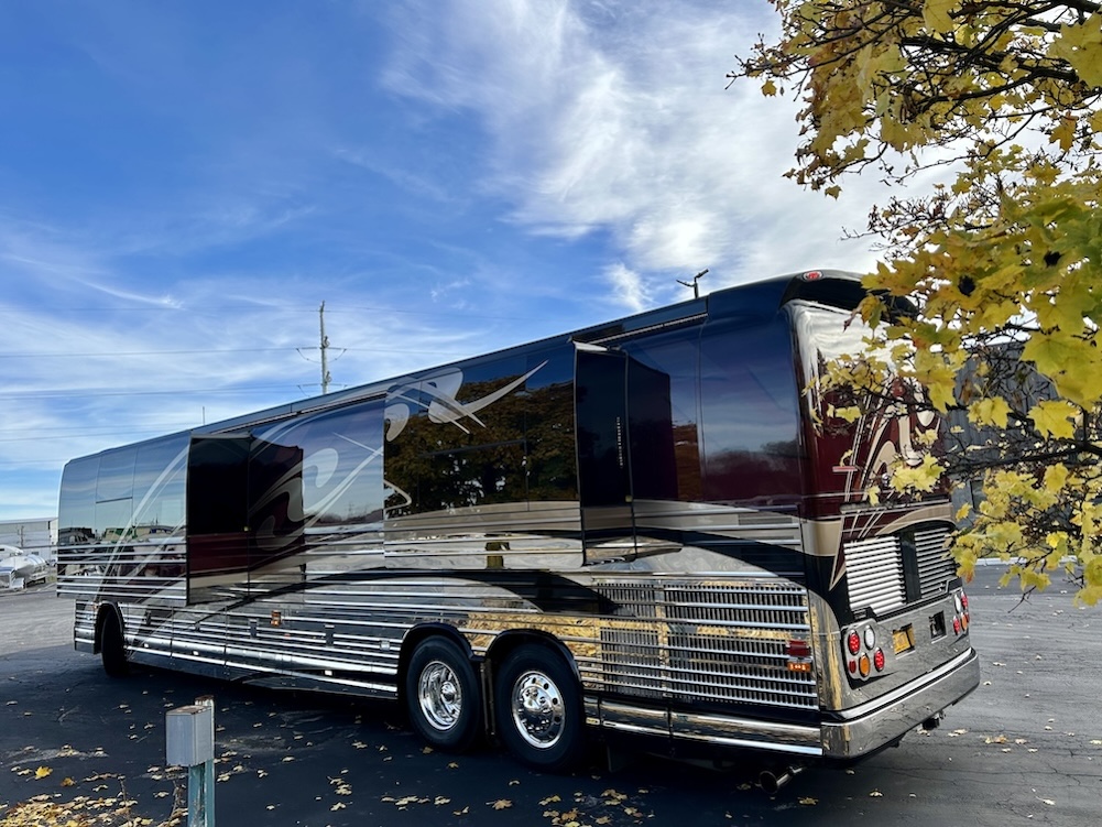 2008 Prevost  Country Coach XLII For Sale