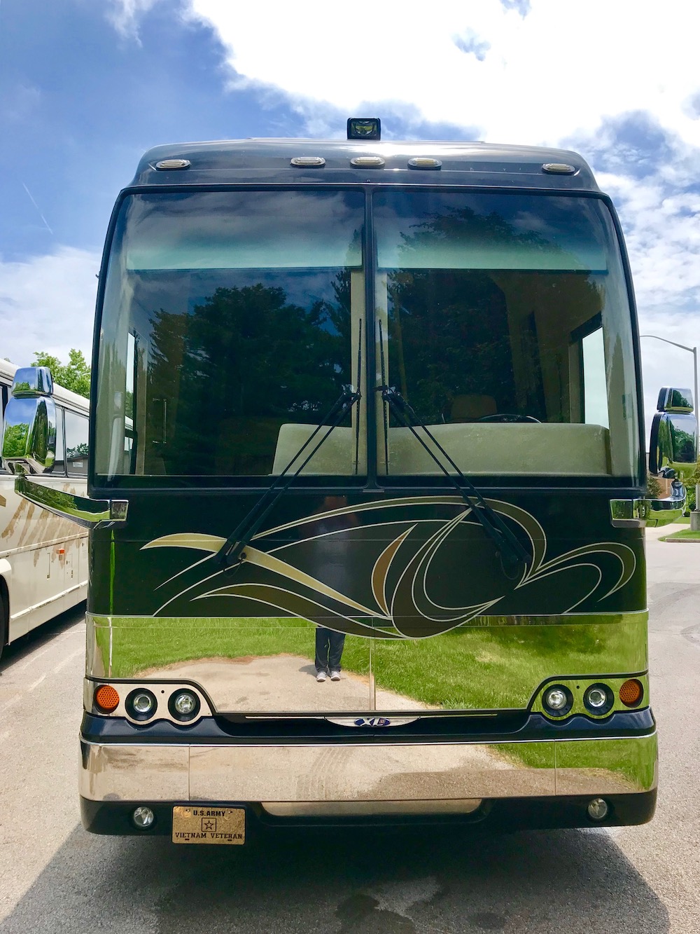 2008 Prevost Country Coach XLII For Sale