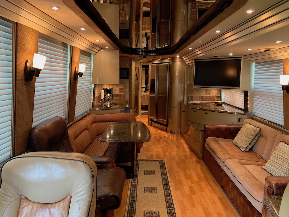 2008 Prevost Country Coach XLII For Sale