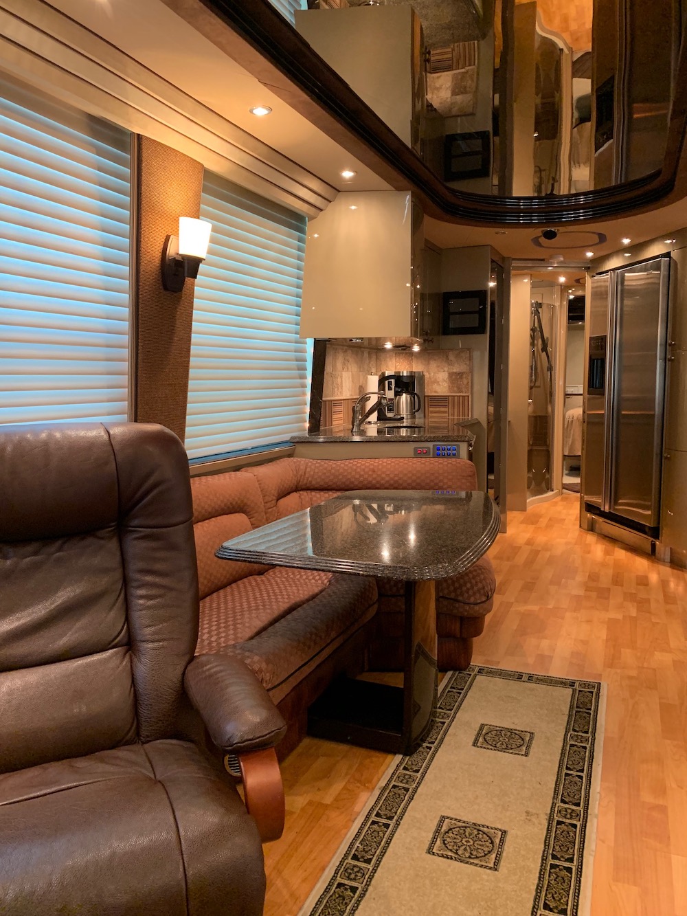 2008 Prevost Country Coach XLII For Sale