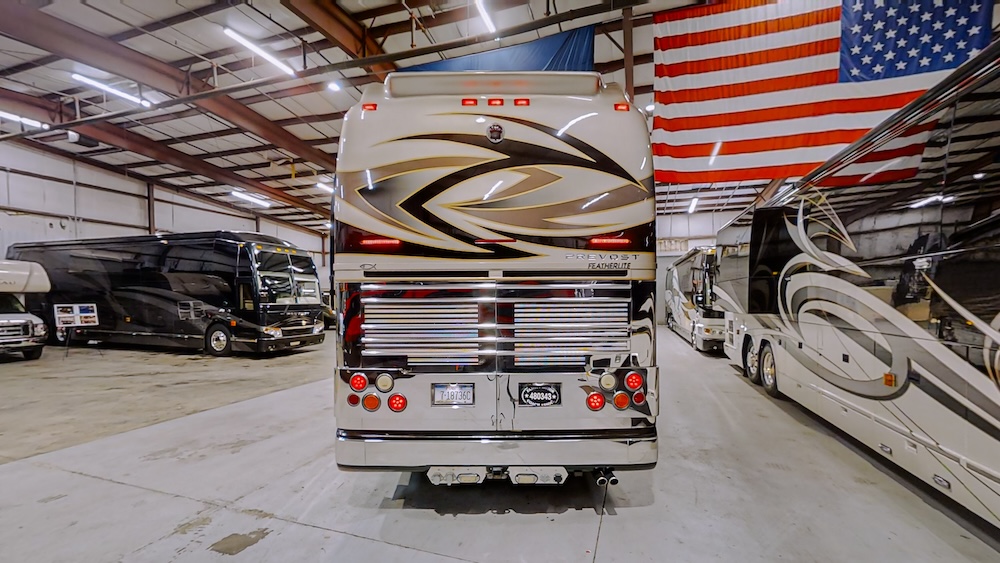 2008 Prevost Featherlite XLII For Sale