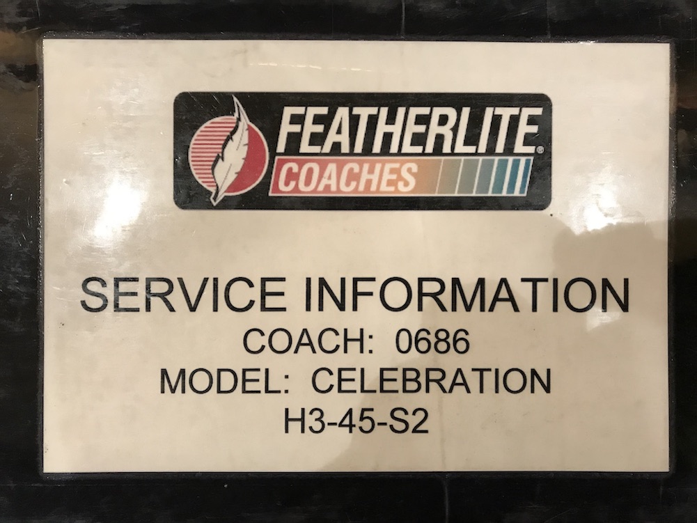 2008 Prevost Featherlite H3-45 For Sale