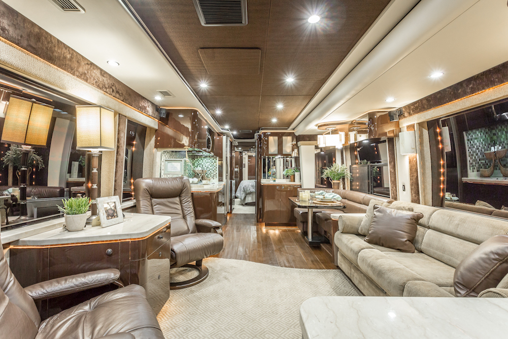 2008 Prevost Featherlite H3-45 For Sale