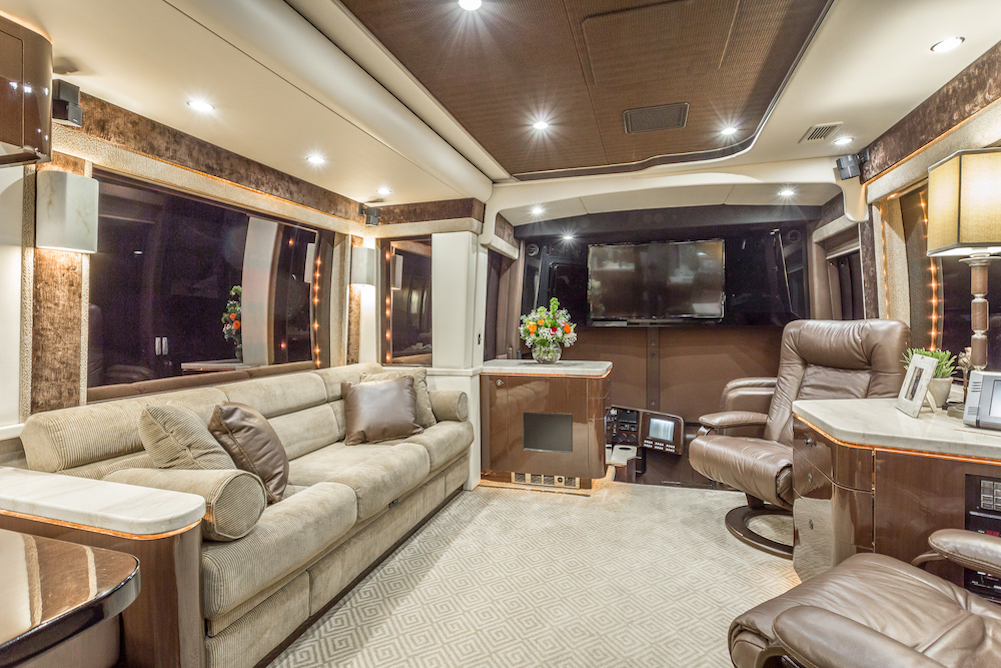 2008 Prevost Featherlite H3-45 For Sale