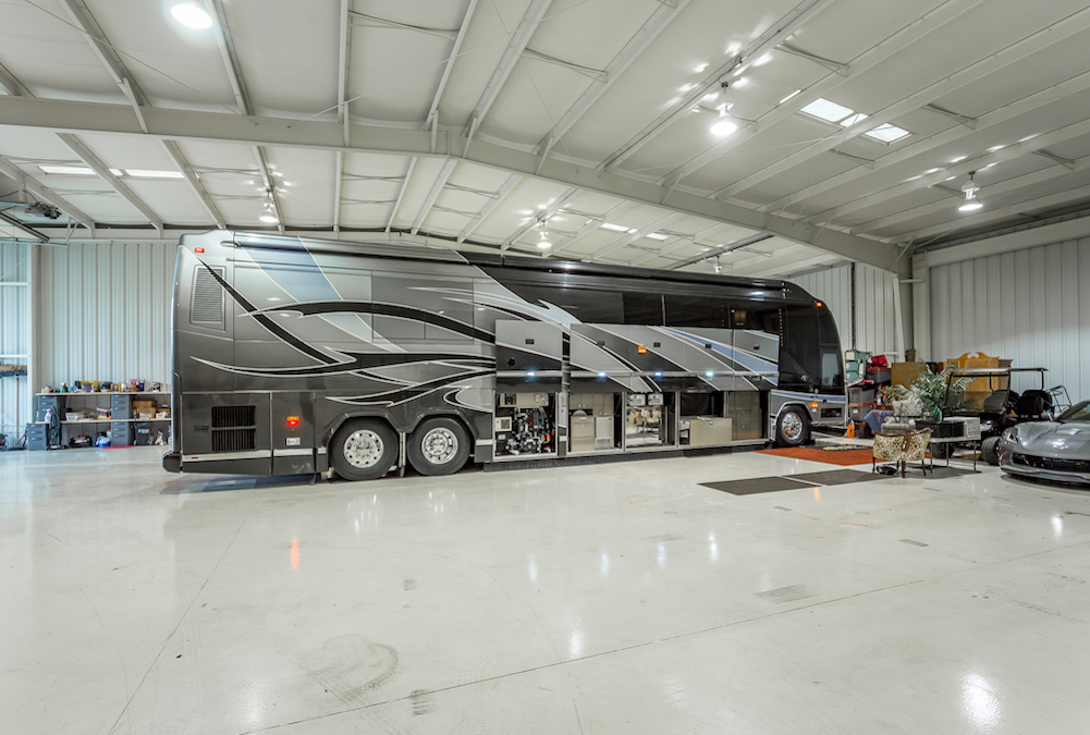 2008 Prevost Featherlite H3-45 For Sale