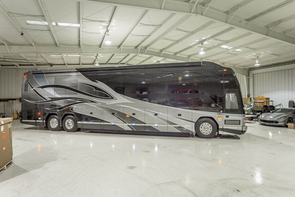 2008 Prevost Featherlite H3-45 For Sale